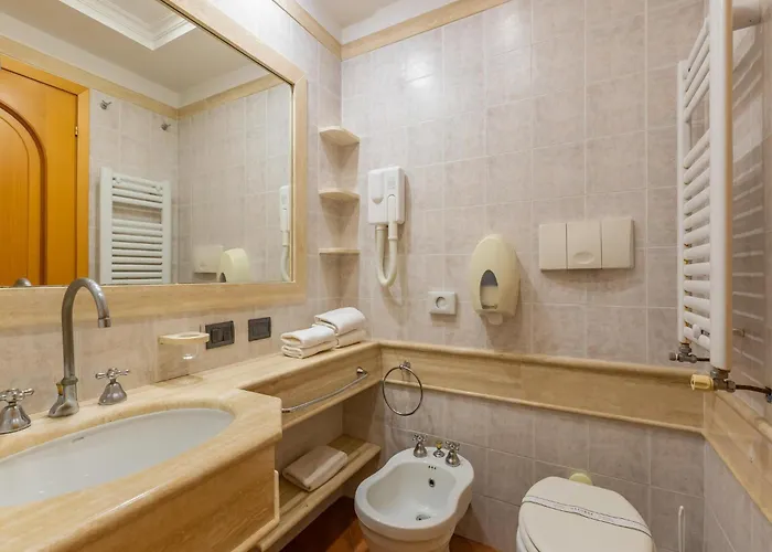 Apartman Elite Near And Tivoli